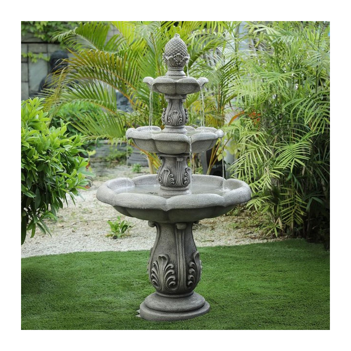 Klassischer Geldbrunnen für Garten und Außenbereich in Grau aus Beton und Kunstharz mit floralem Design - Bild 1