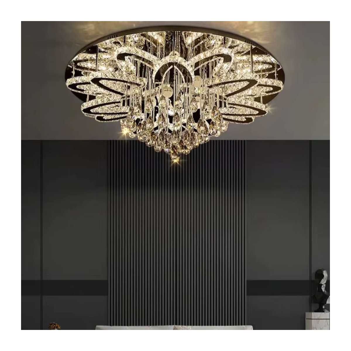 Klassischer LED-Kristall-Kronleuchter aus Metall in Chrom - Bild 3