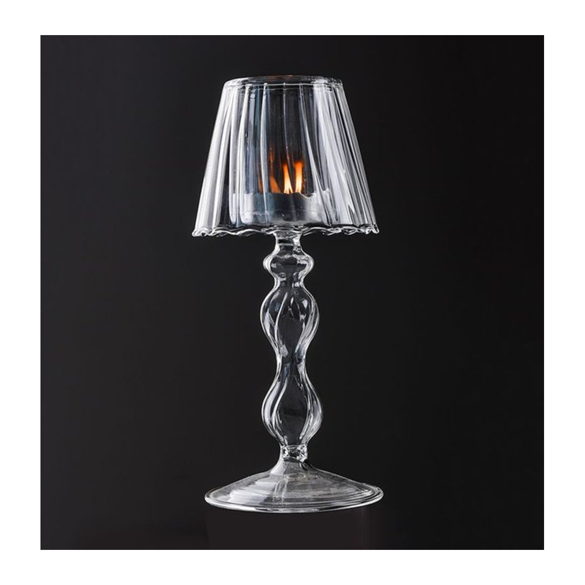 Klassischer Teelicht-Kerzenhalter aus Glas in Transparent für Tischdekoration und besondere Anlässe - Bild 1