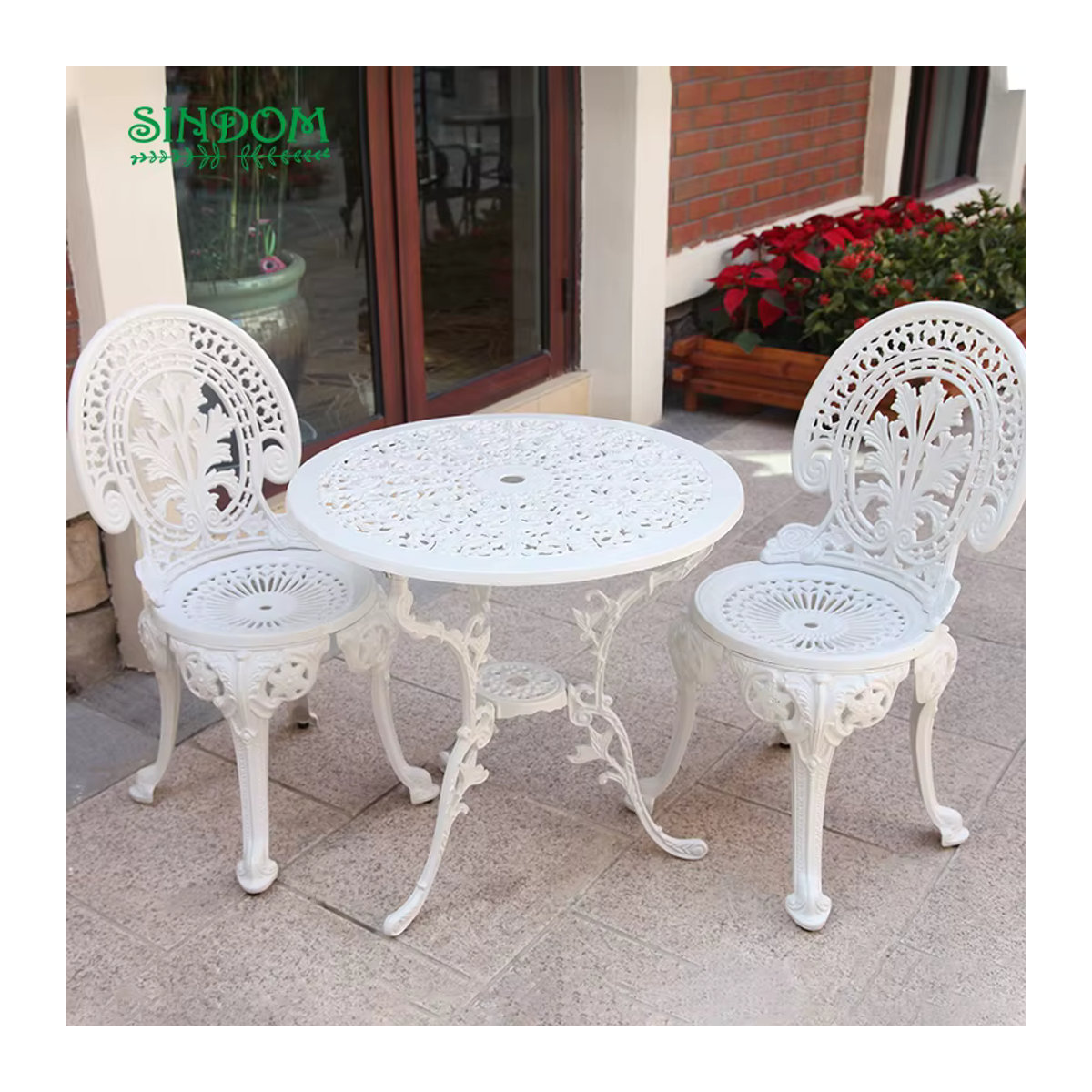 Klassisches Gartenmöbel-Set aus antikem Aluminium in Weiß - Bild 2