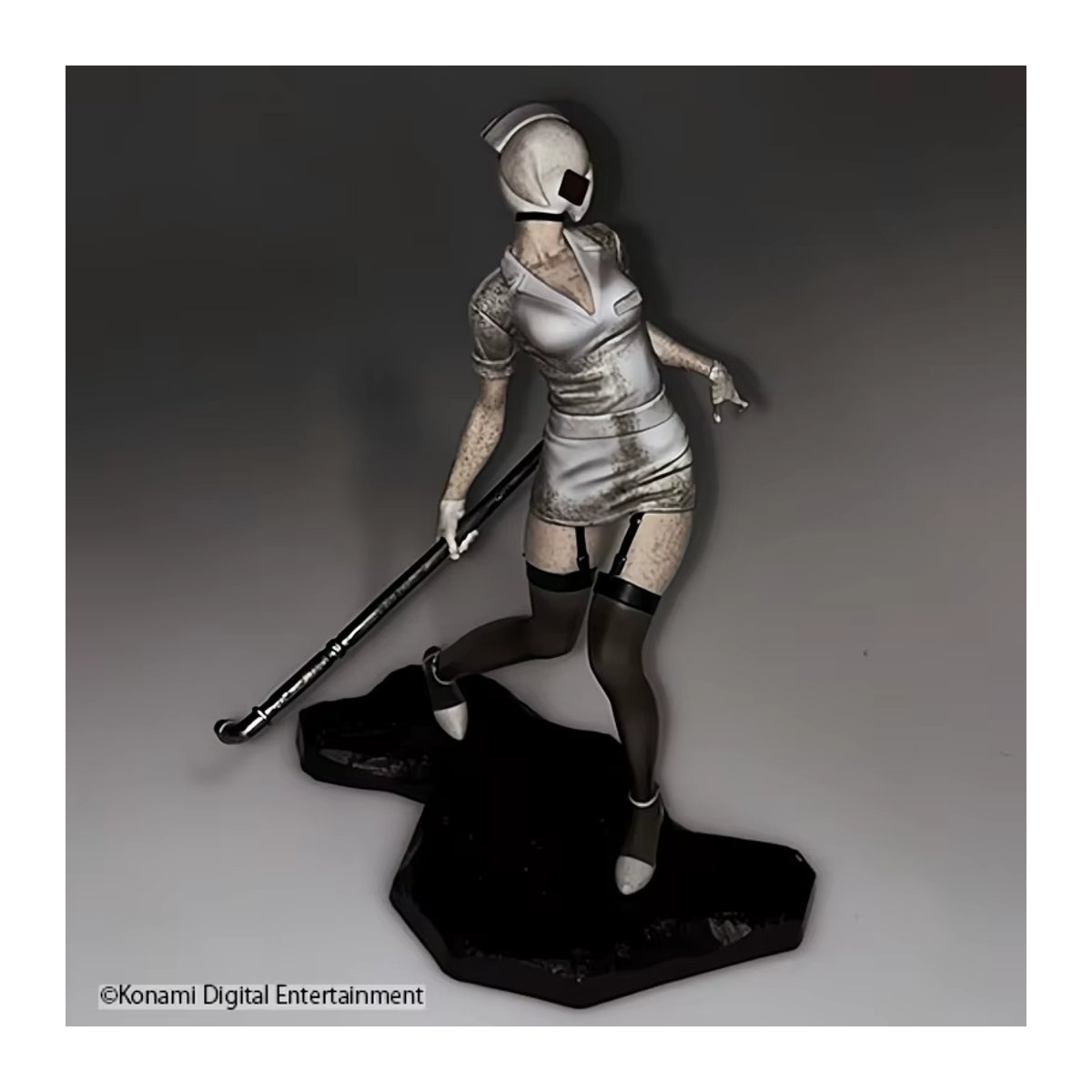 Konami Silent Hill Bubble Head Nurse Figur in Rot und Weiß - Bild 2