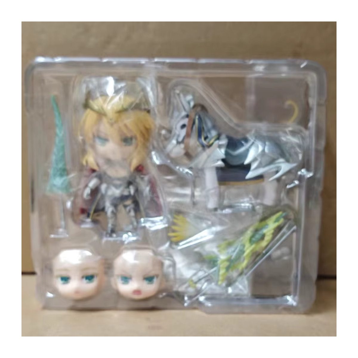 KONBORE Anime-Mädchenfigur Saber Lily aus Fate/Grand Order, mehrfarbige Actionfigur aus Kunststoff - Bild 1