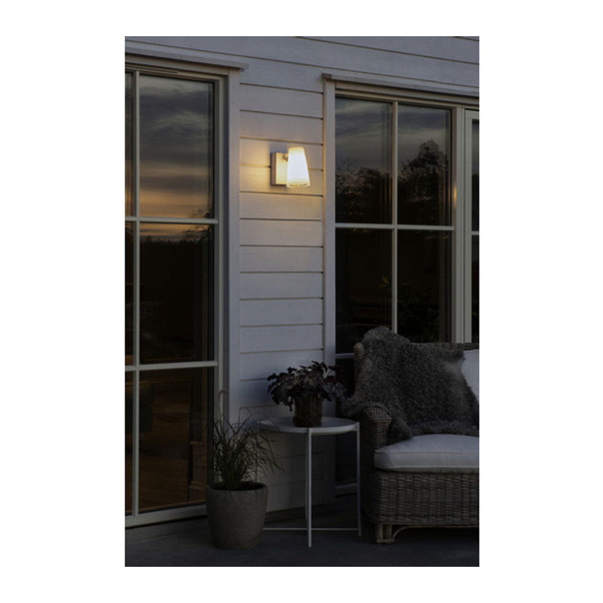 Konstsmide Außenwandleuchte Fano Downlight Weiß mit Bewegungssensor IP54 E27 B/H/T: 12 x 21,5 x 21 cm - Bild 3