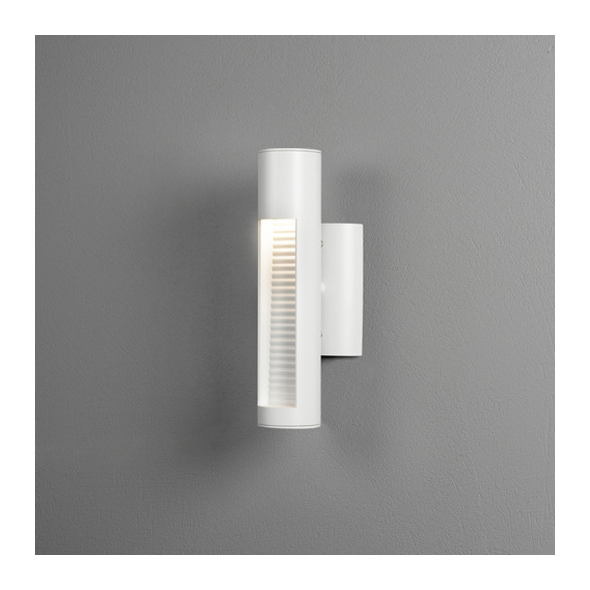 Konstsmide Udine LED-Außenwandleuchte aus Aluminium in Weiß, B/H: 30 x 7,5 cm - Bild 3