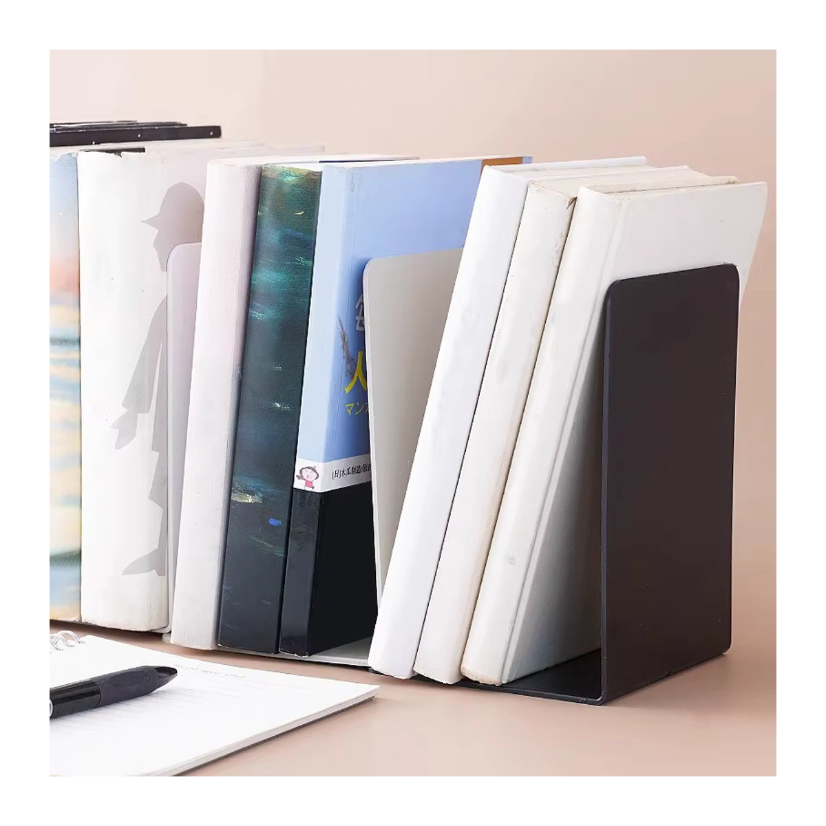 KOQZM Metall Buchständer Schwarz Minimalistisches Desktop-Bücherregal für Schreibtisch und Studium - Bild 2