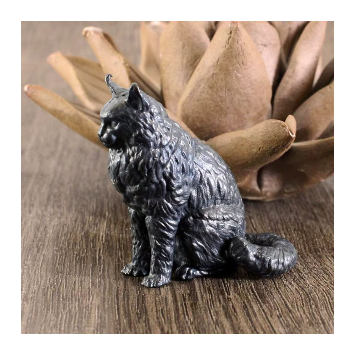Kreative Maine Coon Katzen Figur aus Messing in Schwarz als dekorative Tischdekoration - Bild 4