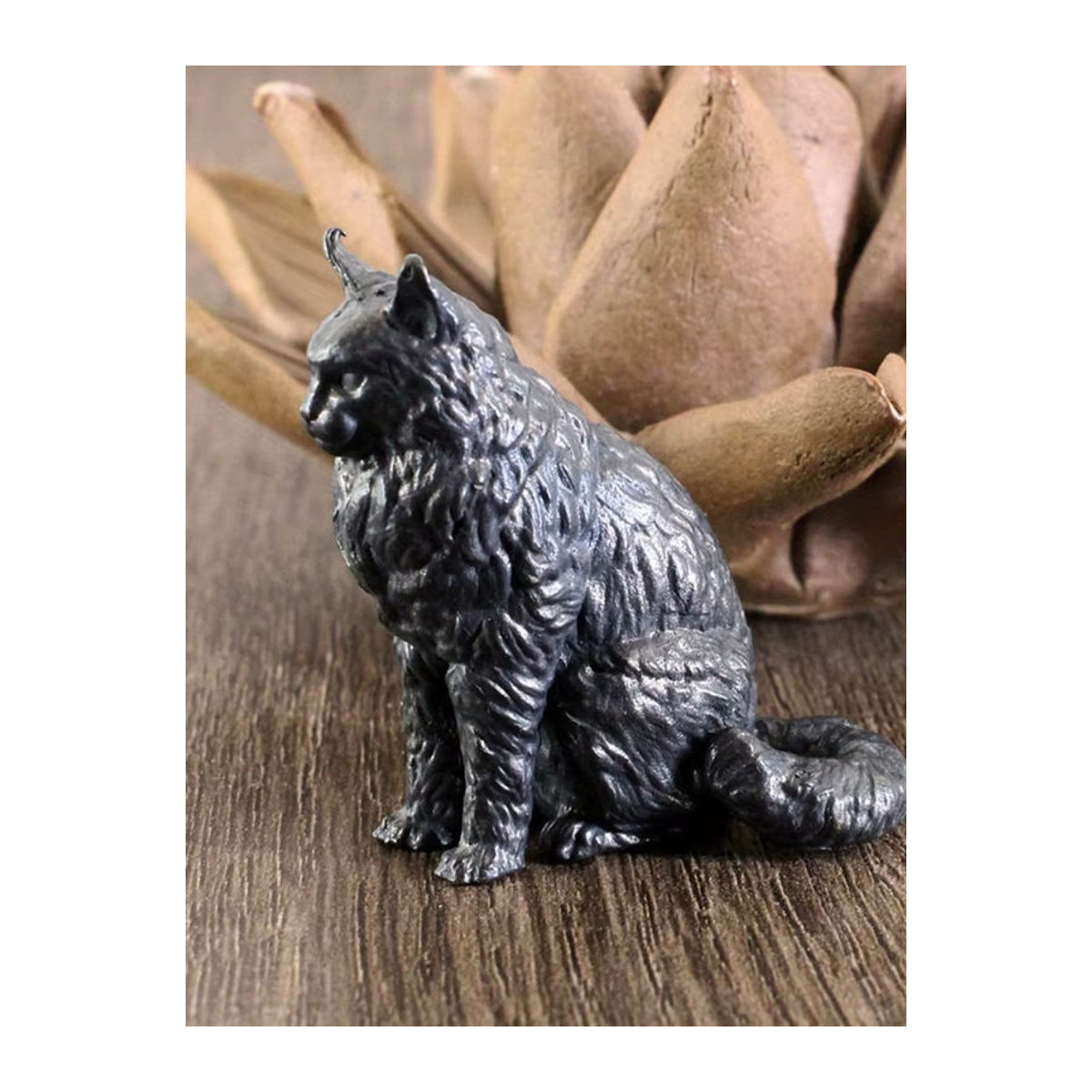 Kreative Maine Coon Katzen Figur aus Messing in Schwarz als dekorative Tischdekoration - Bild 6