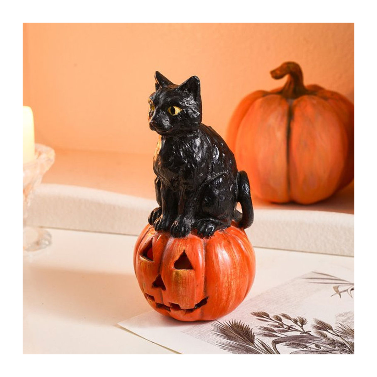 Kreative schwarze Katze als Halloween-Deko aus Kunstharz in hockender Form - Bild 1