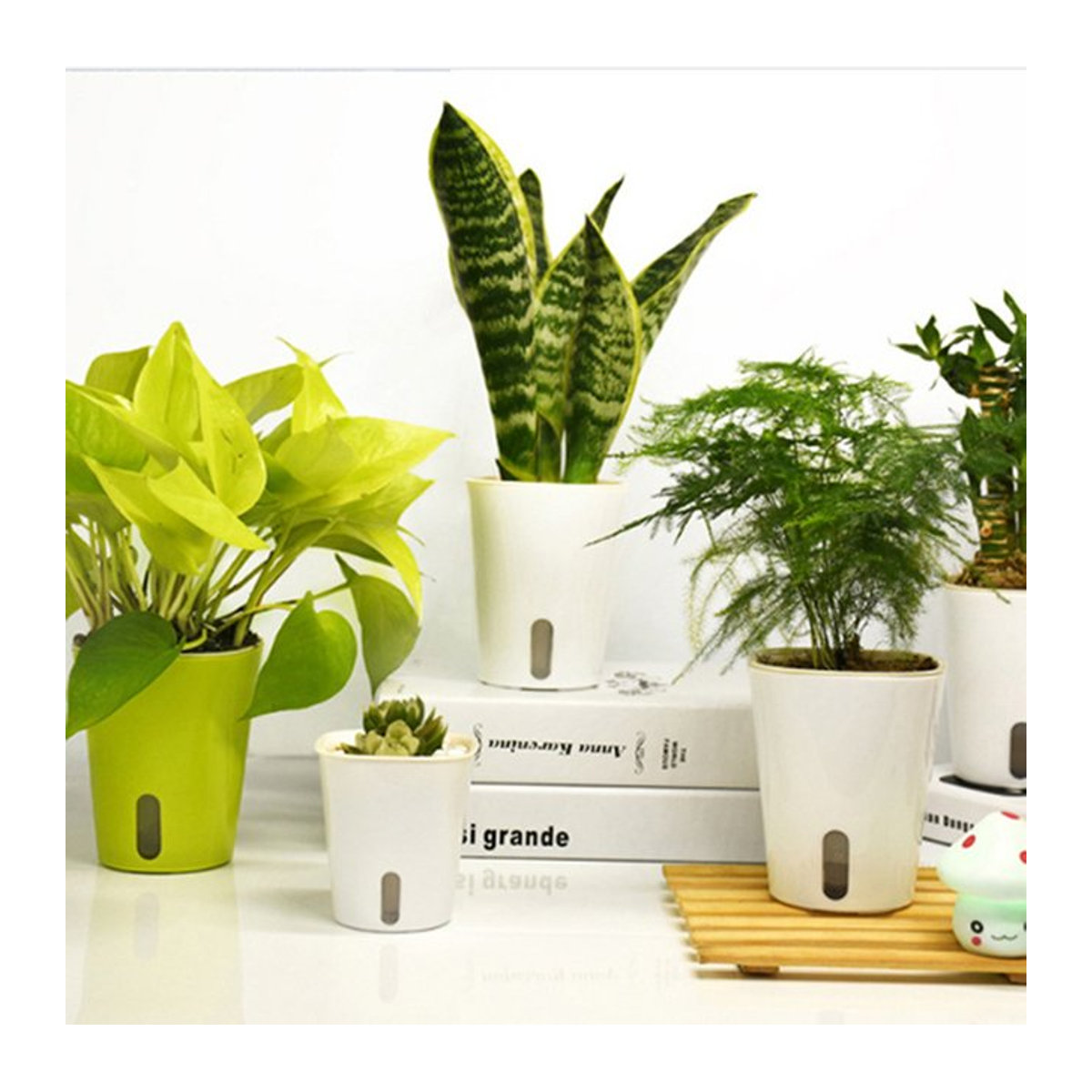 Kreativer automatischer selbstbewässernder Blumentopf aus Kunststoff für deinen Garten - Bild 1