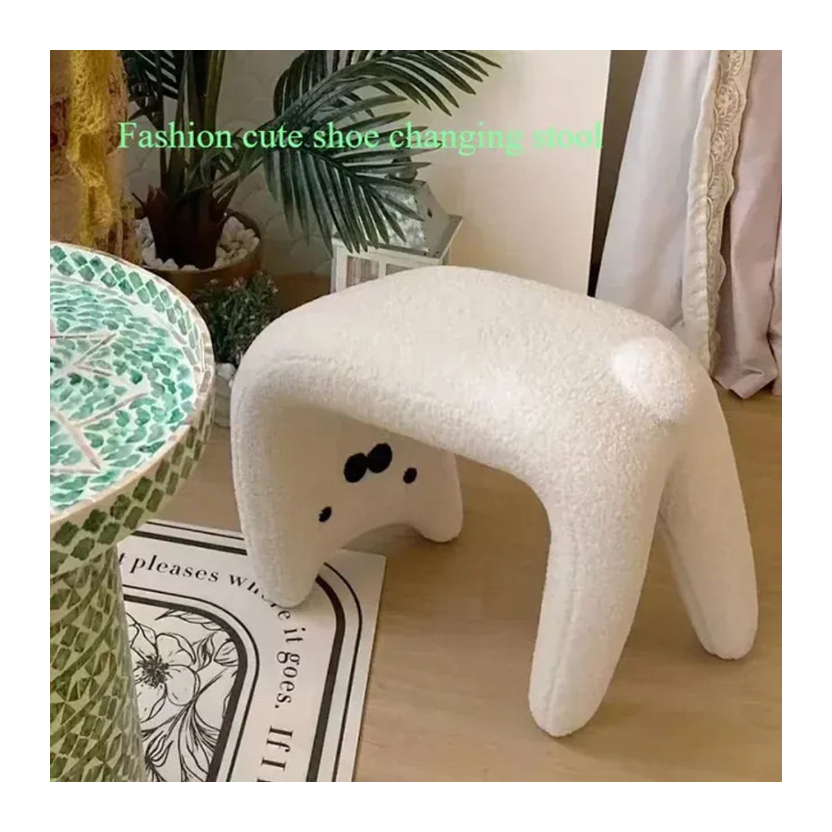 Kreativer Katzen Hocker aus Bouclé als Ottomane und Pouf in Gelb oder Weiß - Bild 1