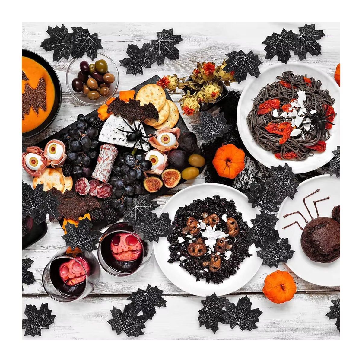 Künstliche Ahornblätter von Kmitang in Schwarz als hängender Wandbehang aus Textil für Herbst, Halloween und Thanksgiving Dekor - Bild 3