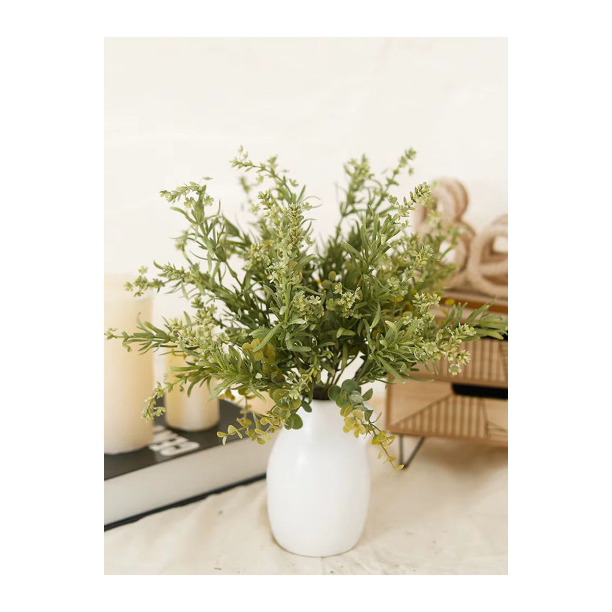 Künstliche Eukalyptusblätter und Schleierkraut von Kahaul in Grün und Weiß als florale Dekoration für Hochzeit, Weihnachten und Wohnzimmer - Bild 3