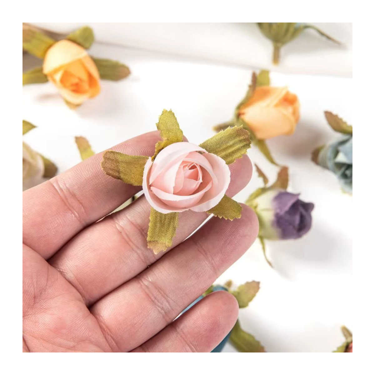 Künstliche Mini Seidenrosen von smr in Mehrfarbig für Hochzeiten, Weihnachtsdekoration und Brautsträuße - Bild 4