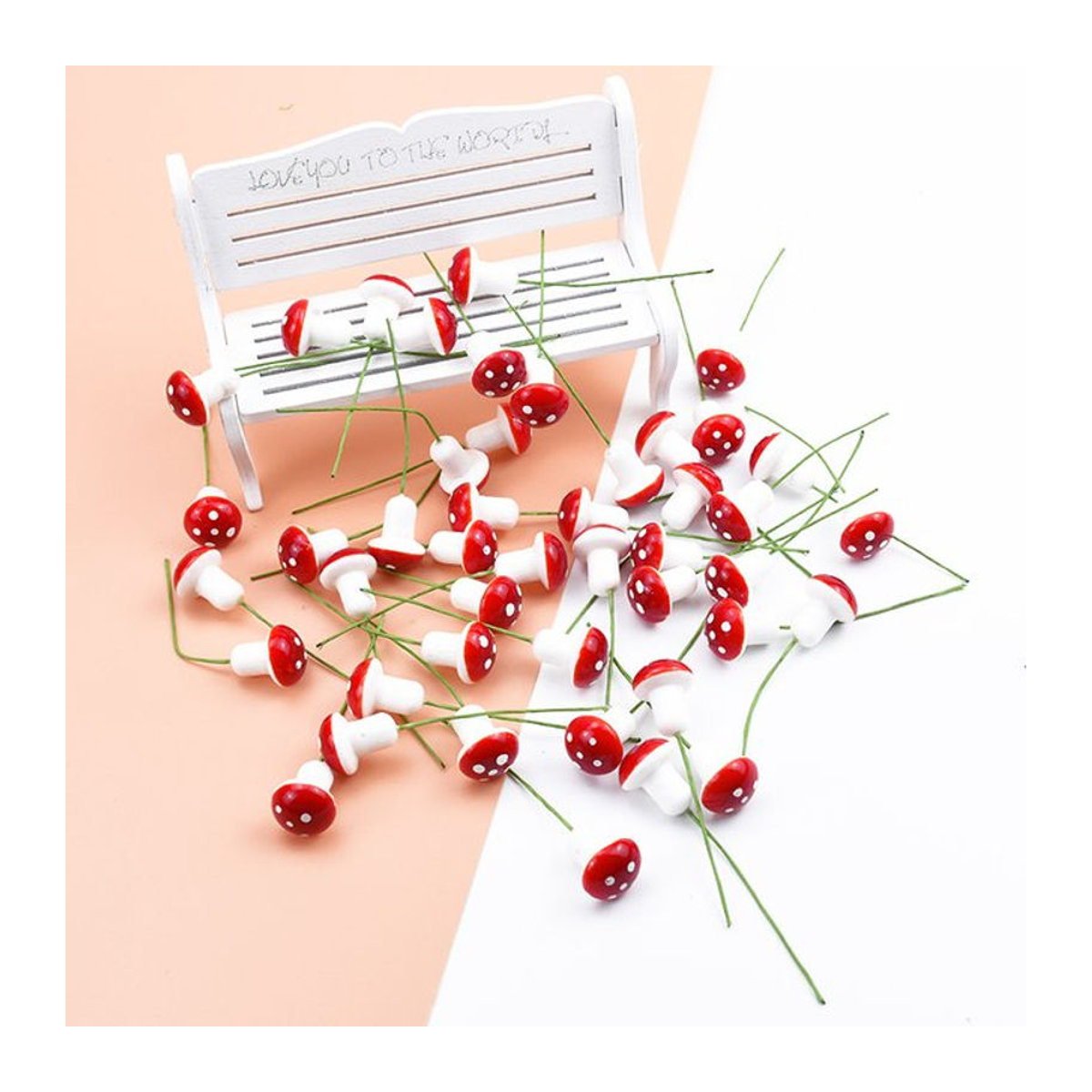 Künstliche Pilze aus Schaum für deine Dekoration in Rot und Beige für Hochzeit, Weihnachten und DIY-Projekte - Bild 1