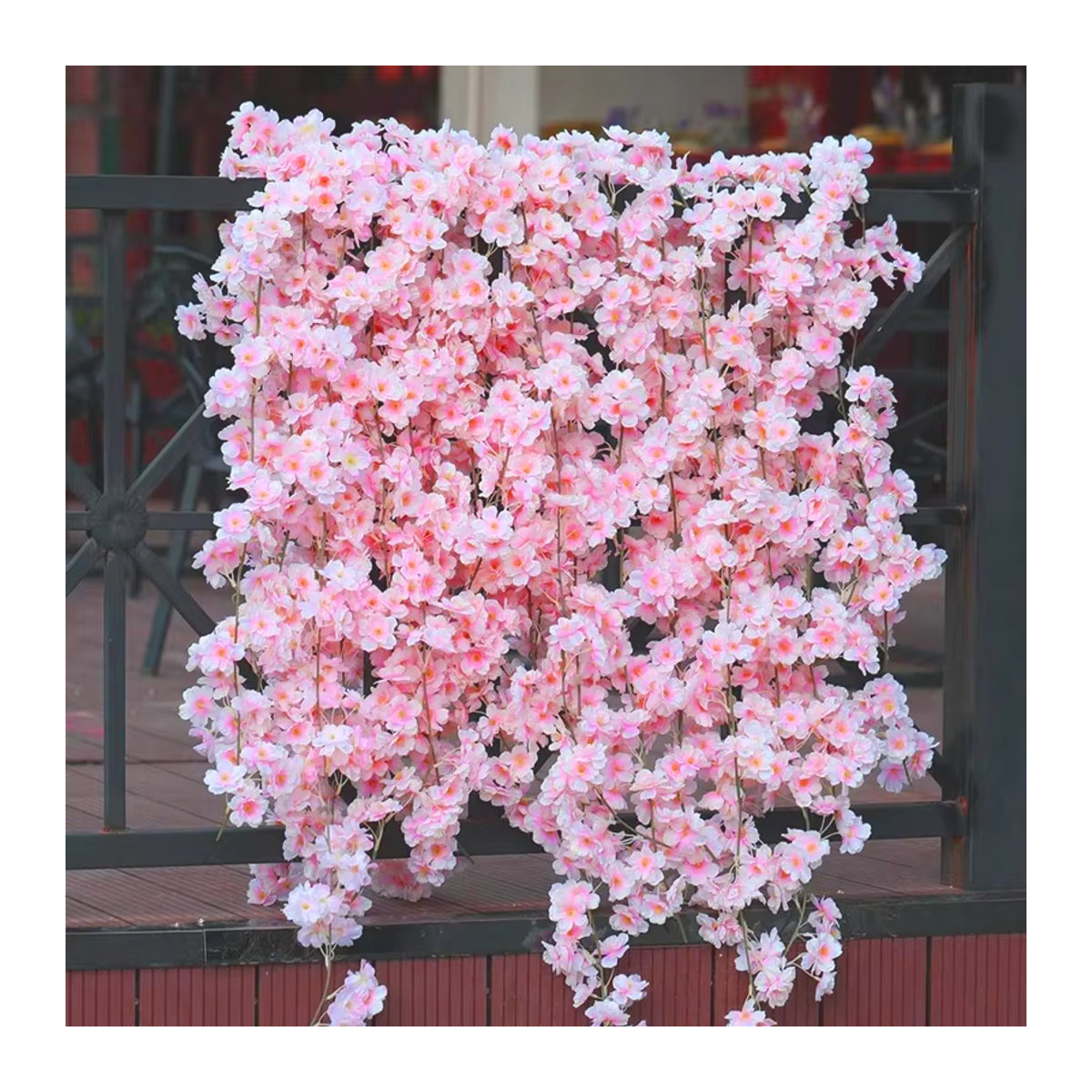 Künstliche Sakura Kirschblüten Rebe in Rosa, 180 cm hängende Seidenpflanze für Hochzeit, Garten und Dekoration - Bild 2
