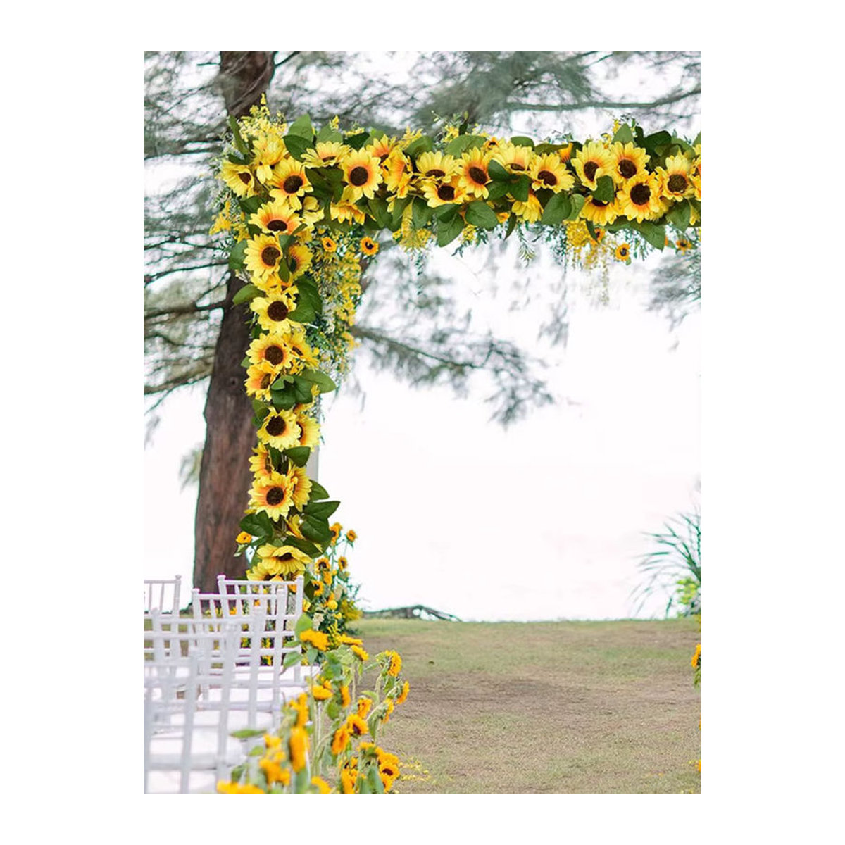 Künstliche Sonnenblumenrebe in Gelb und Grün mit Rattan und Blättern als hängende florale Dekoration für Hochzeit und Zuhause - Bild 4