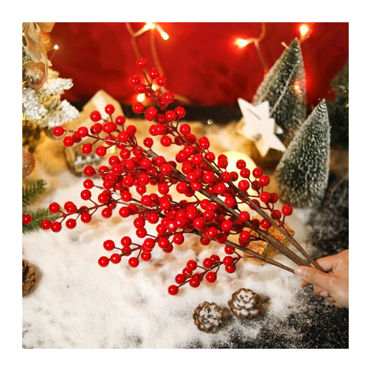 Künstliche Stechpalme mit roten Schaumbeeren von Kahaul zur Dekoration für Weihnachten und Hochzeiten - Bild 1