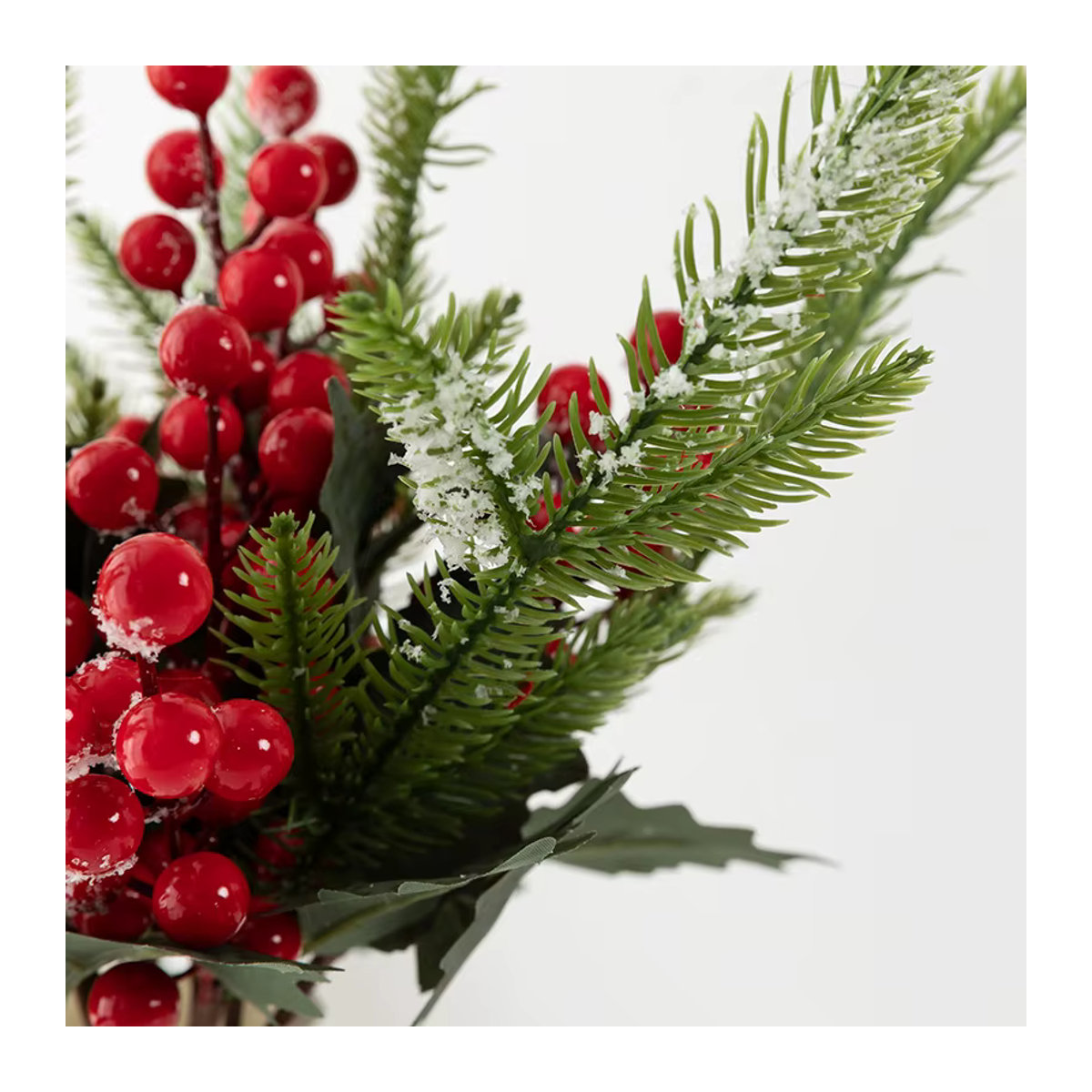 Künstliche Weihnachtsfrucht in Rot mit Beeren und Stechpalme als Dekoration für Weihnachten und Neujahr, Höhe: 36 cm - Bild 3