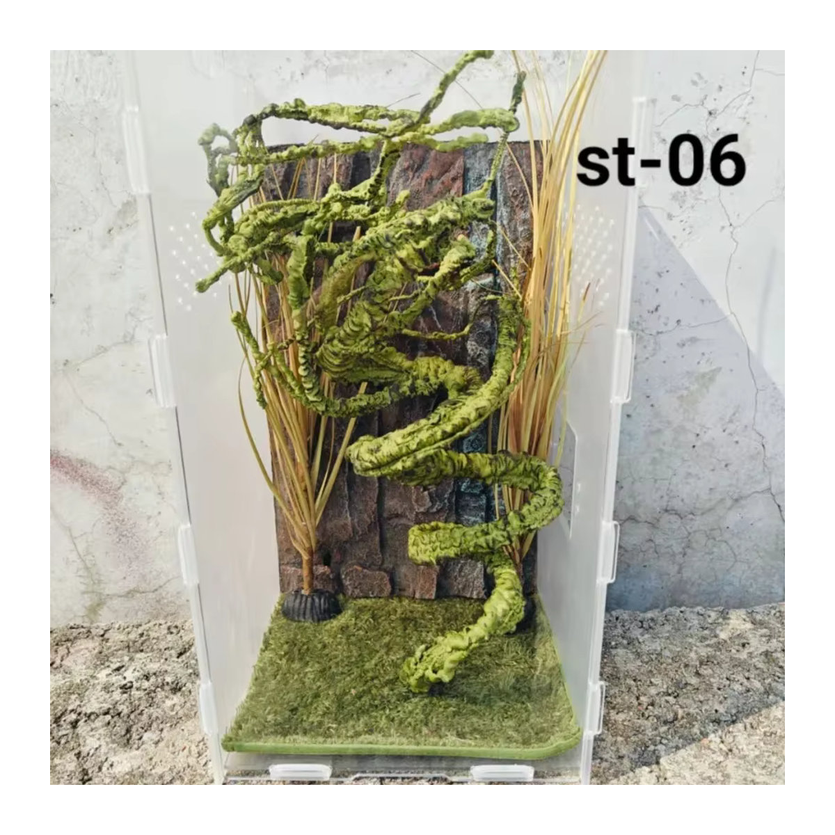 Künstliche Weinreben aus Schaumstoff und Rattan in Grün als biegsame Terrariendekoration für Reptilien und Chamäleons - Bild 5