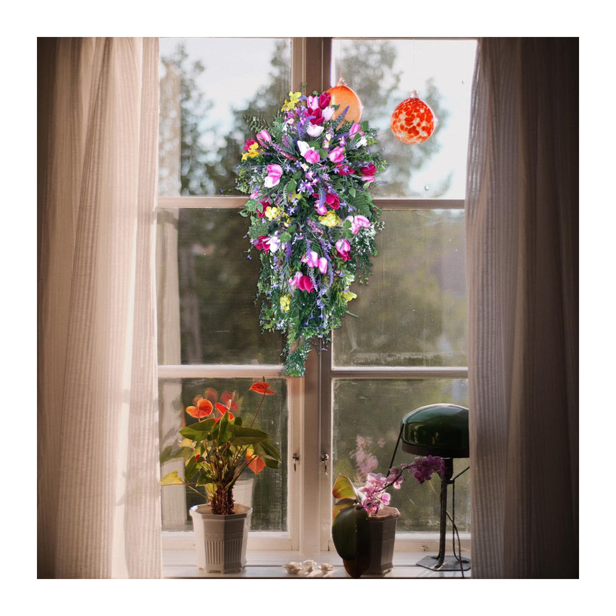 Künstlicher Blumenkranz von Tooarts mit Hortensien in Mehrfarbig für die Frühlingsdekoration - Bild 2