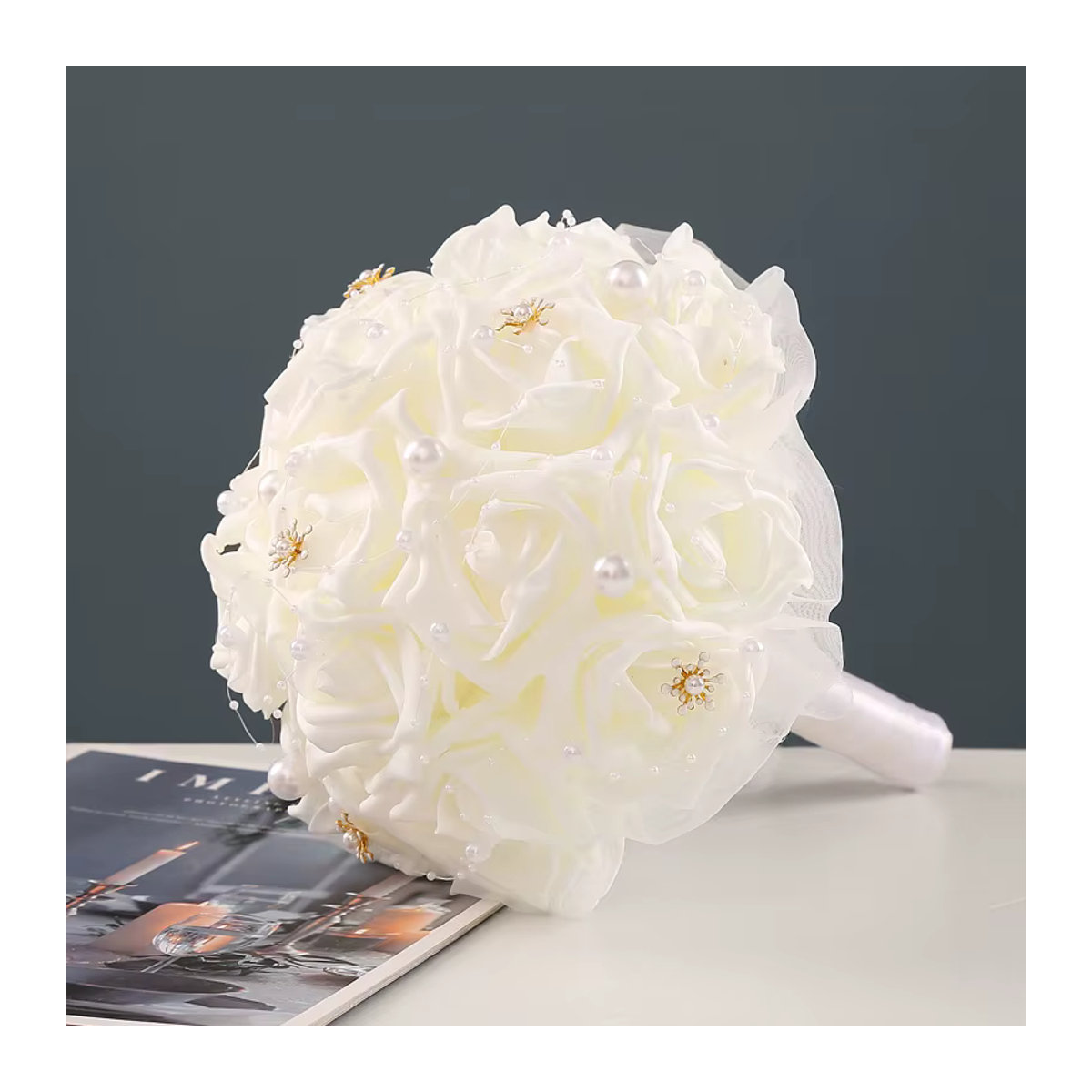 Künstlicher Brautstrauß aus weißen Rosen aus Textil für Hochzeiten und Verlobungen - Bild 2