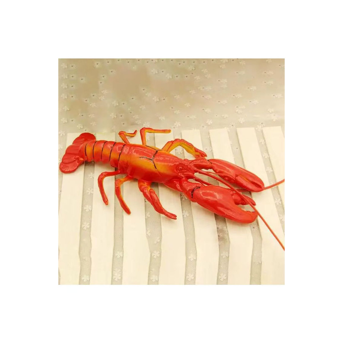 Künstlicher Hummer als maritimes Deko-Modell in Rot für deine Dekoration und Fotografie - Bild 7