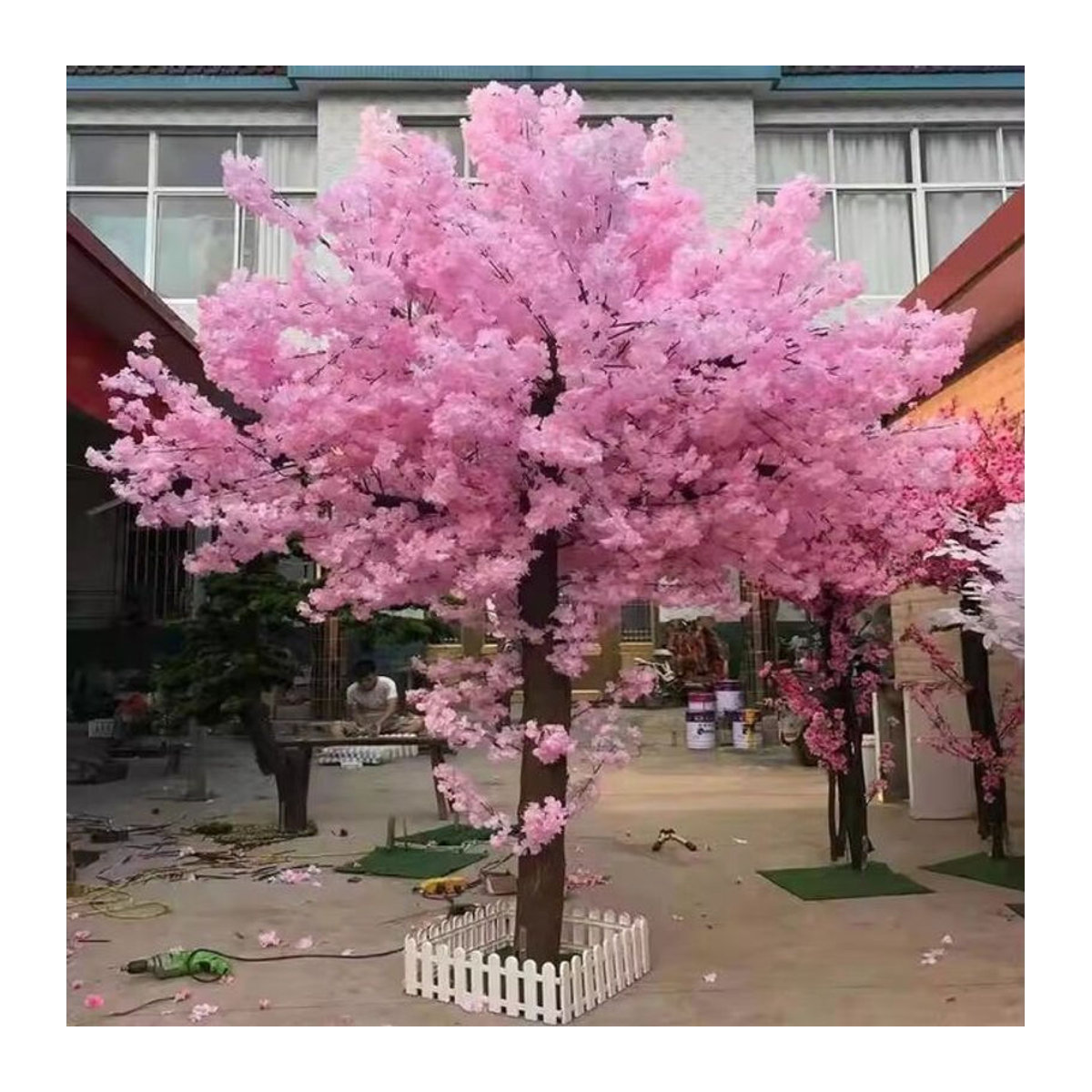 Künstlicher Kirschblütenbaum in Rosa als florale Dekoration für Hochzeit, Garten und Innenräume, Höhe: 60 cm - Bild 1