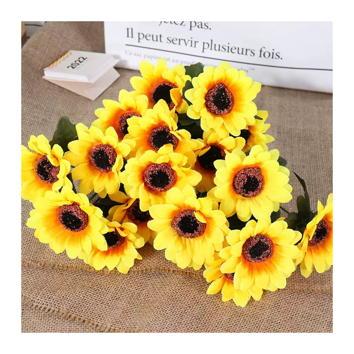 Künstlicher Sonnenblumenstrauß in Gelb mit 7 Köpfen, 29 cm Höhe für Garten, Hochzeit und Dekoration - Bild 4