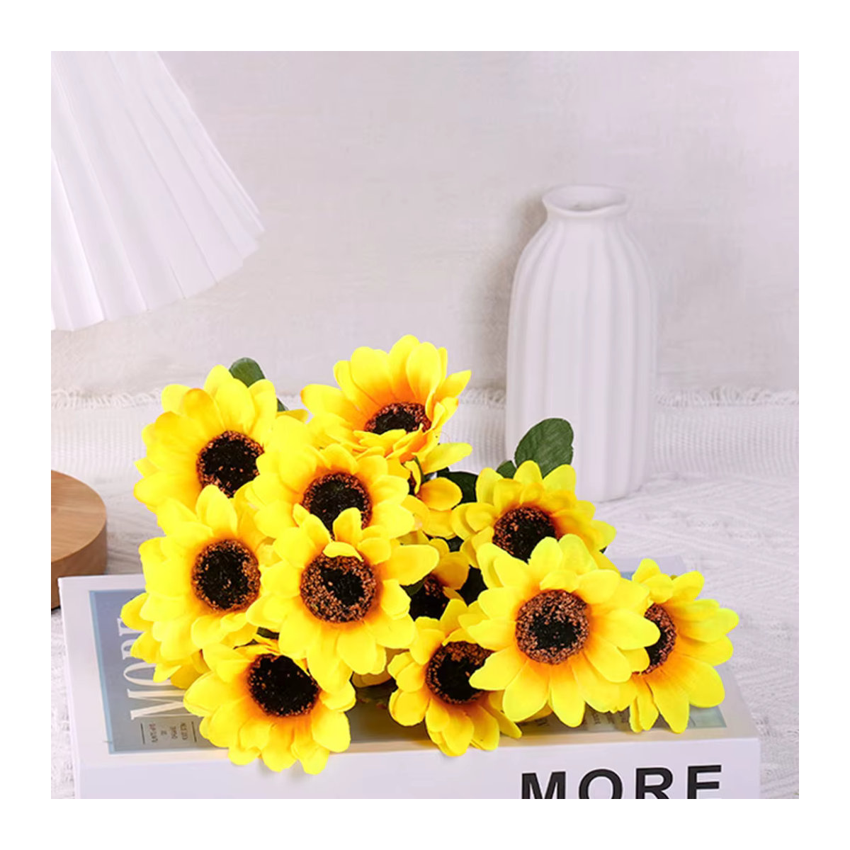 Künstlicher Sonnenblumenstrauß in Gelb mit 7 Köpfen für Hochzeiten und Heimdekoration im Landhausstil - Bild 3