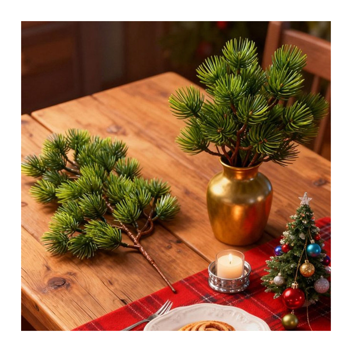 Künstlicher Weihnachtskranz aus Kiefer und Olive in Grün für deine Dekoration bei Hochzeit oder Weihnachten - Bild 1
