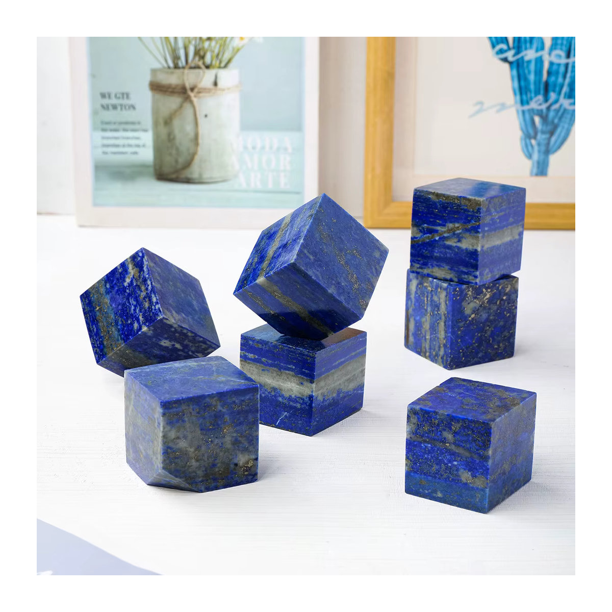 Lapis Lazuli Naturkristall als geometrisches Würfel-Ornament in Blau zur Dekoration für dein Zuhause oder den Schreibtisch - Bild 6