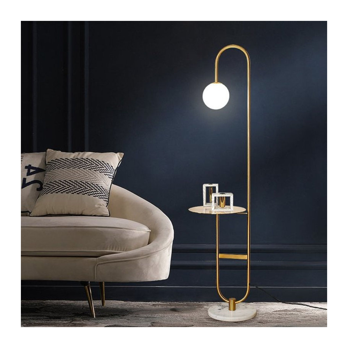 Lava Corki LED Standleuchte im skandinavischen Design aus Metall für dein Wohnzimmer - Bild 1