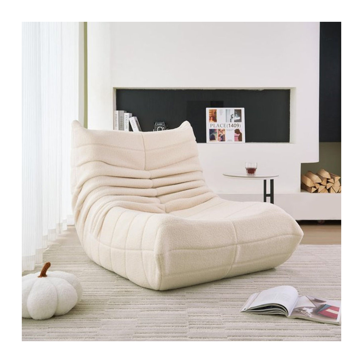 Lazy Floor Sofa Relaxsessel aus Bouclé in Weiß mit Rückenlehne und minimalistischem Design - Bild 1