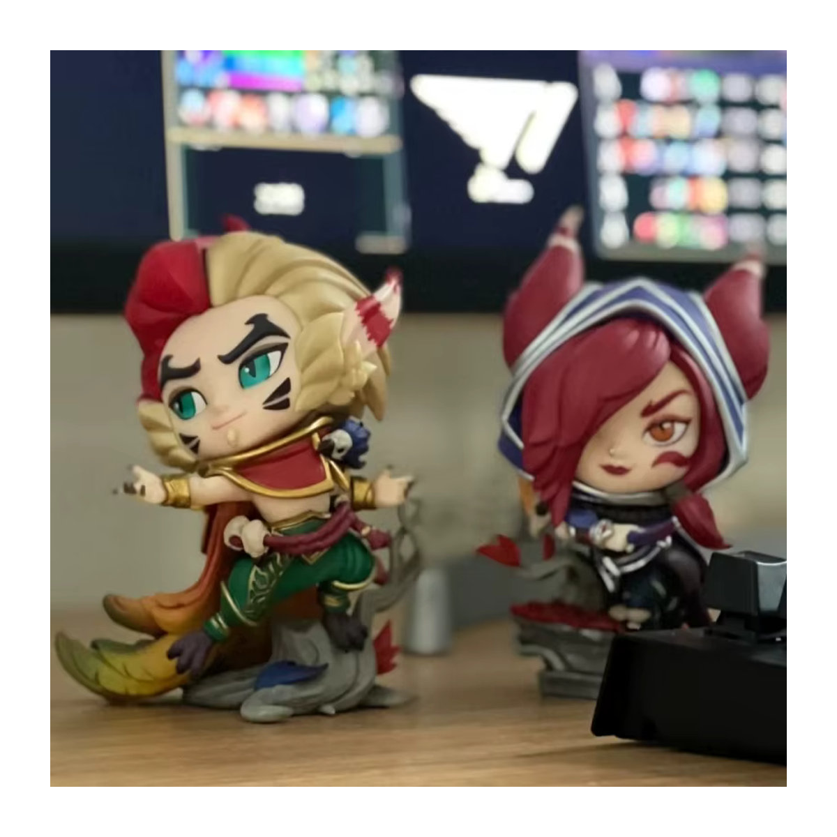 League of Legends Periphery Collection Spielfiguren Rakan und Xayah aus Kunstharz, mehrfarbig - Bild 4