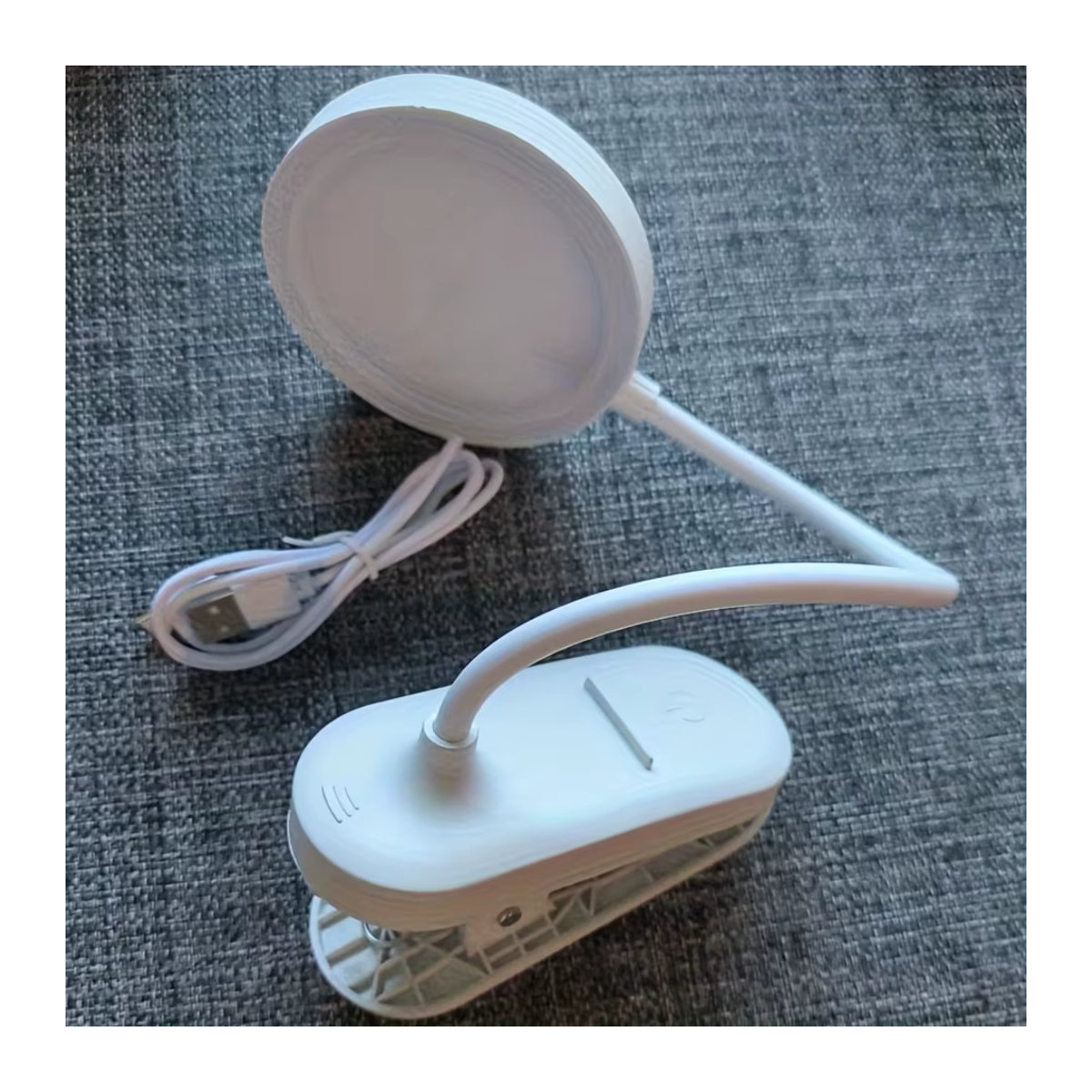 Leclstar USB-aufladbare LED Clip-On Tischlampe mit Dimm-Touch-Schalter und Augenschutz in Weiß - Bild 5