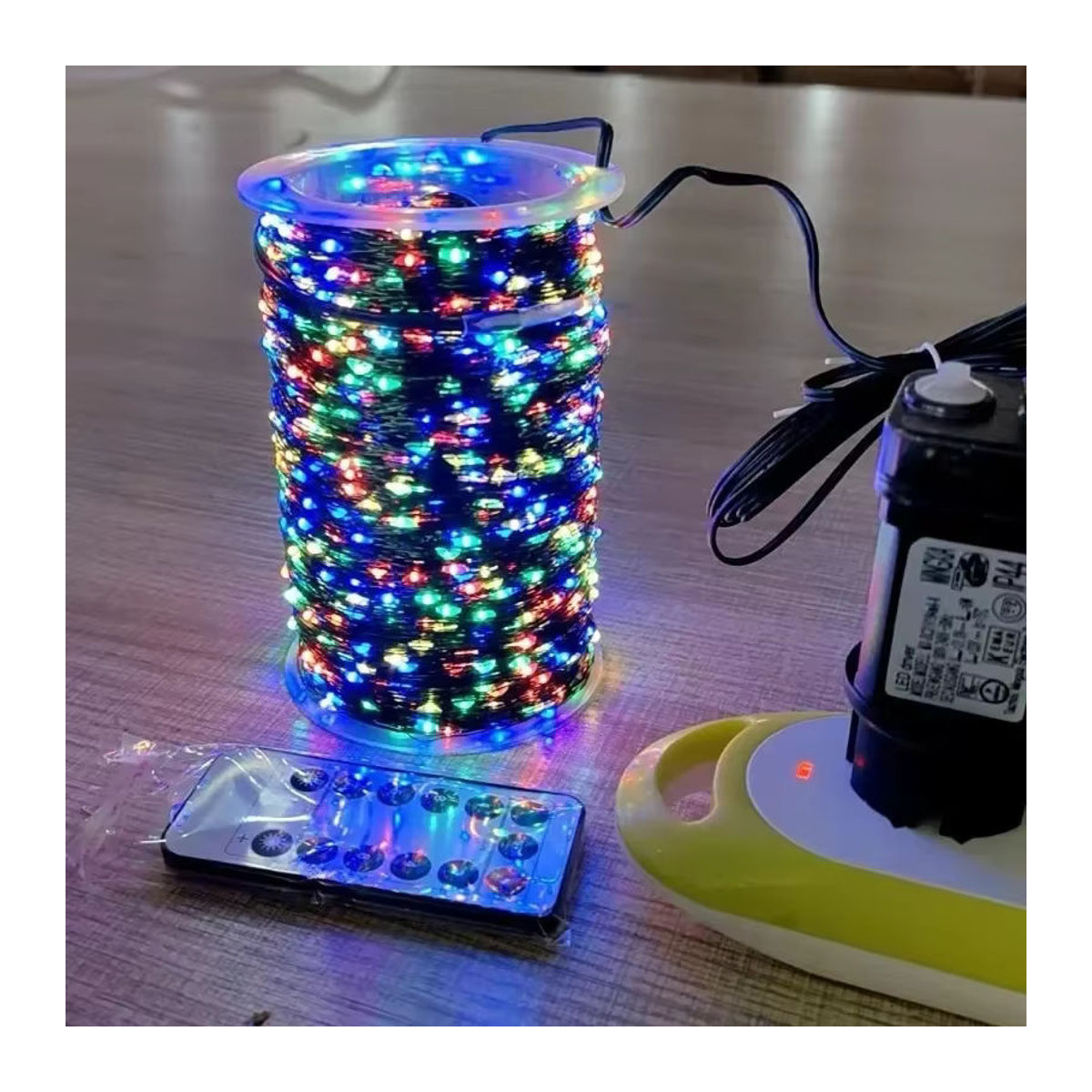 LED Lichterkette mit EU-Stecker und Fernbedienung für Weihnachten und Dekoration mit 8 Modi in OKAL RED EAST - Bild 3