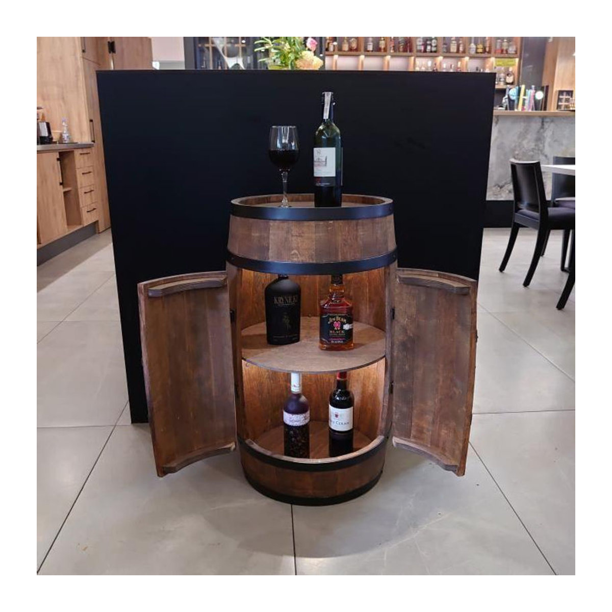 LED Weinregal CreativeCooper Holzfass mit Türen in Wenge Braun im Landhausstil B/H: 80 x 50 cm - Bild 3