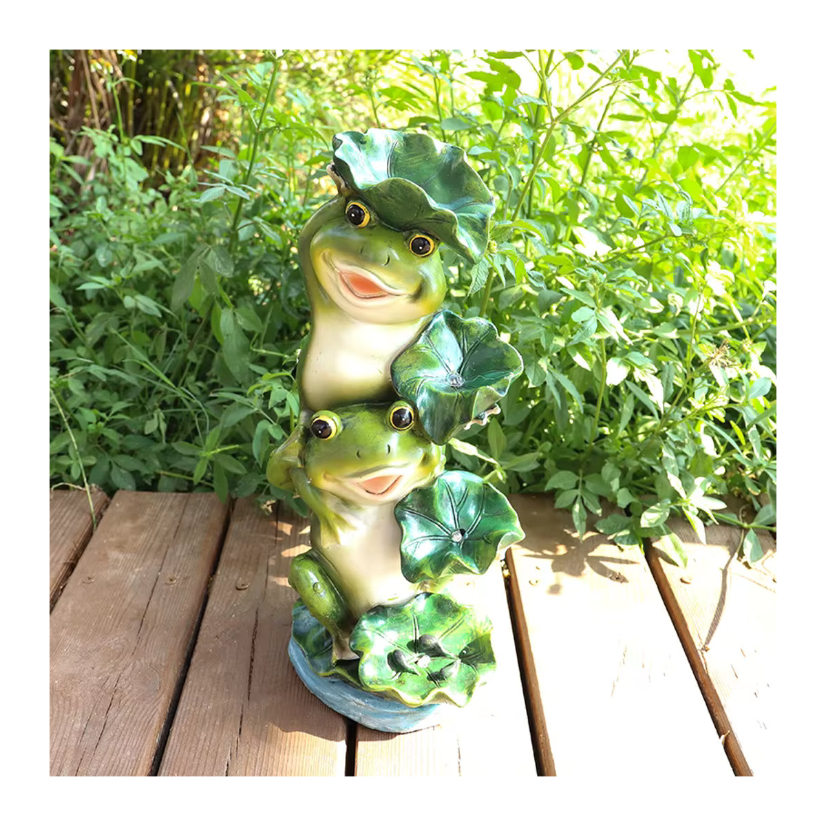 Leuchtende Solarleuchte Frosch aus Kunstharz in Grün als kreative Garten-Dekoration für deinen Außenbereich - Bild 3