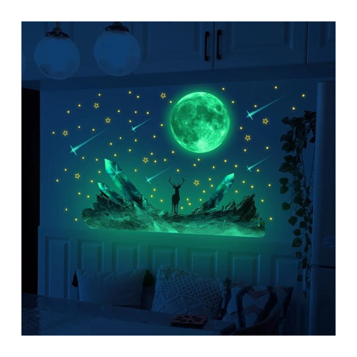 Leuchtende Wandtattoo Aufkleber mit Mond, Elch und Meteor für Schlafzimmer und Wohnzimmer, Grün, Selbstklebend - Bild 1