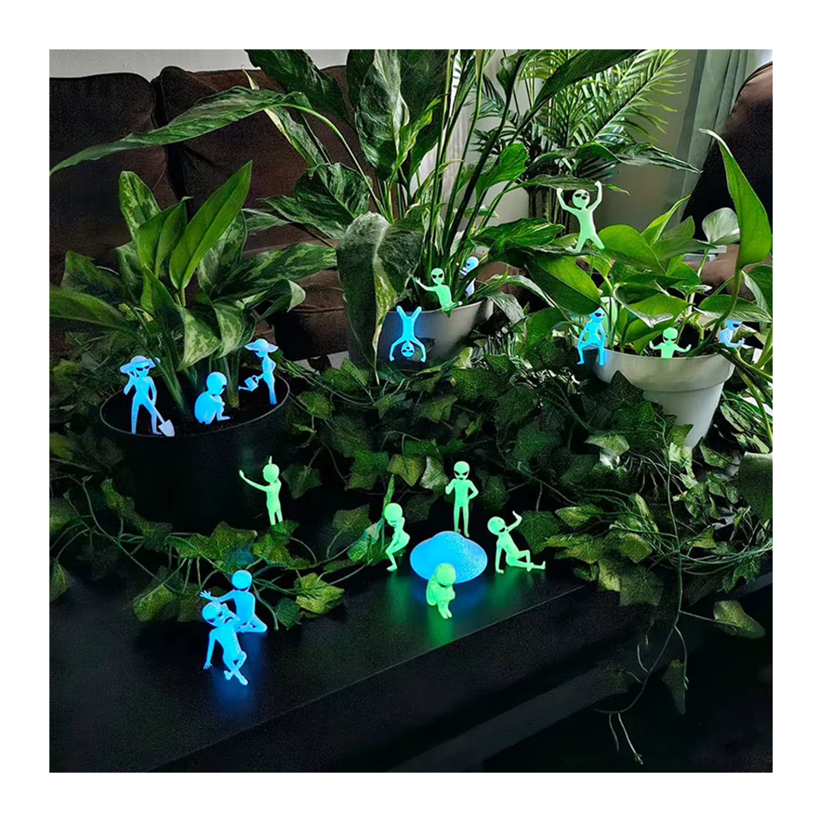 Leuchtendes Alien-Ornament-Set in Grün für die Dekoration von Garten, Balkon und Terrasse - Bild 3