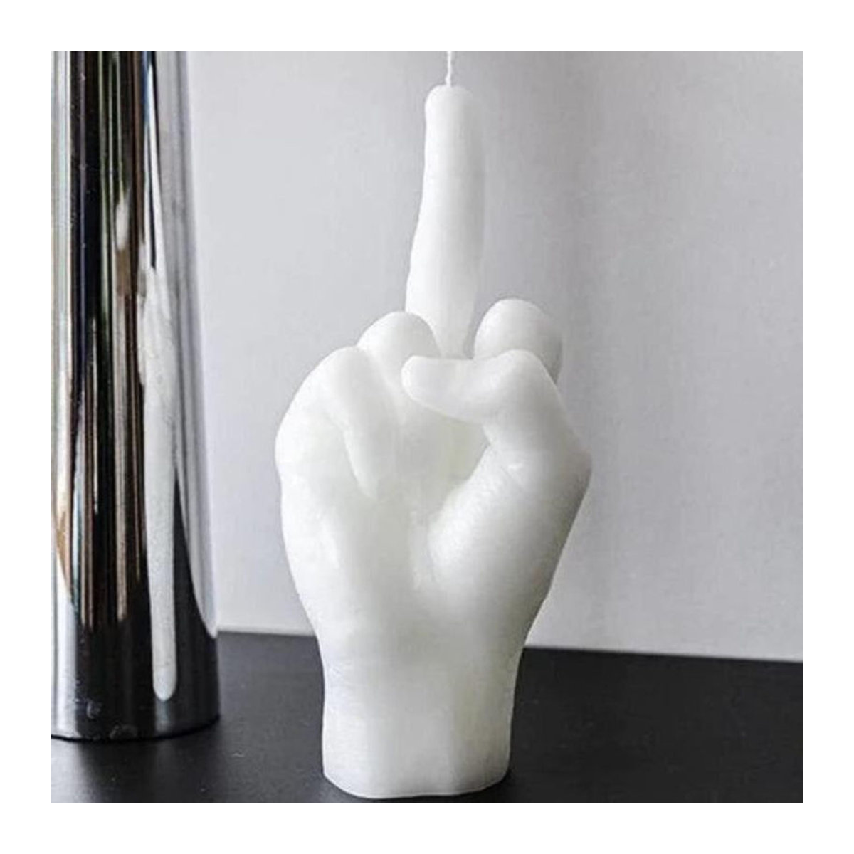 LG-EXPRO Middle Finger Figurenkerze aus Sojawachs in Weiß mit modernem Design - Bild 3