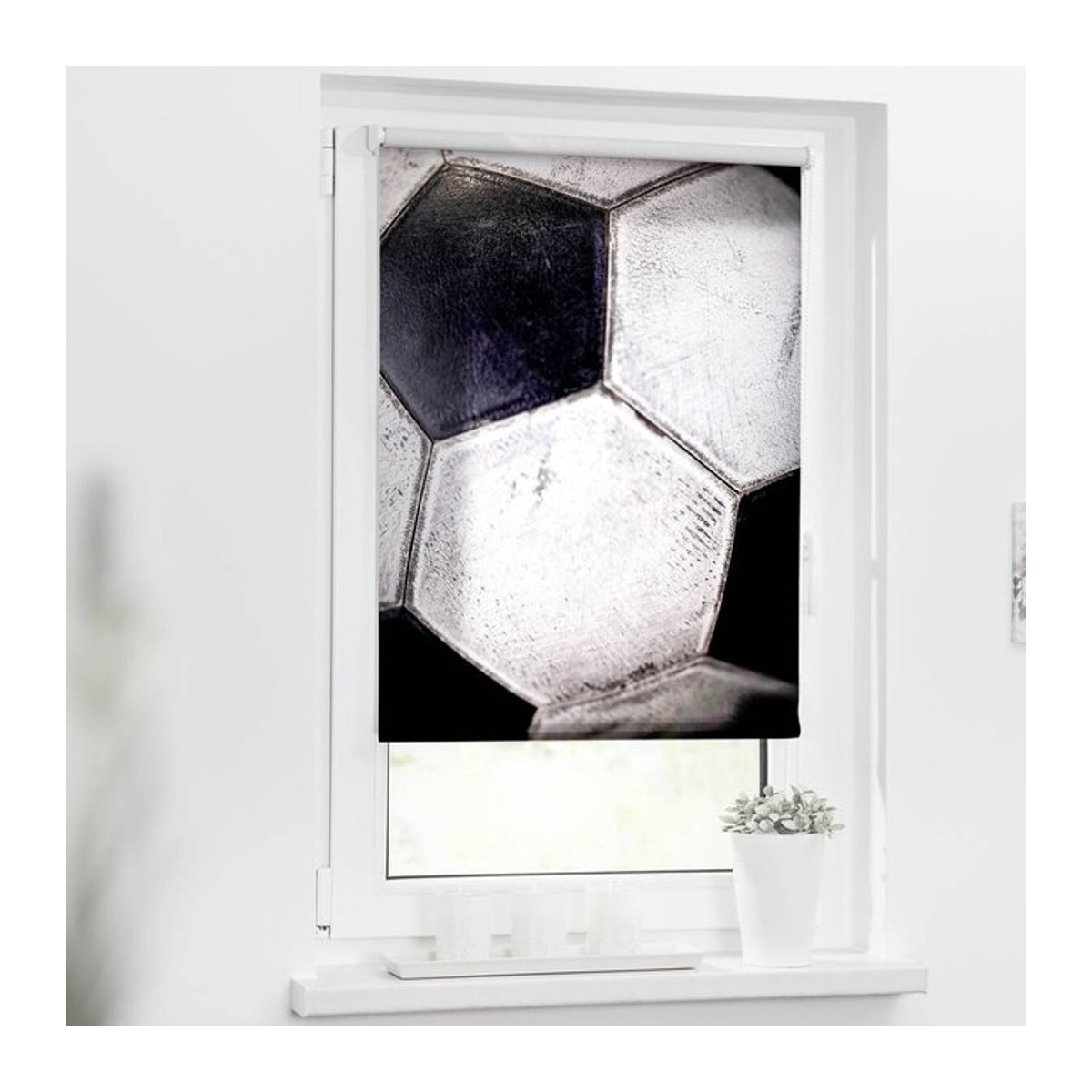 LICHTBLICK Rollo Retro Fußball in Schwarz und Weiß, Breite: 60 cm, Höhe: 150 cm - Bild 1