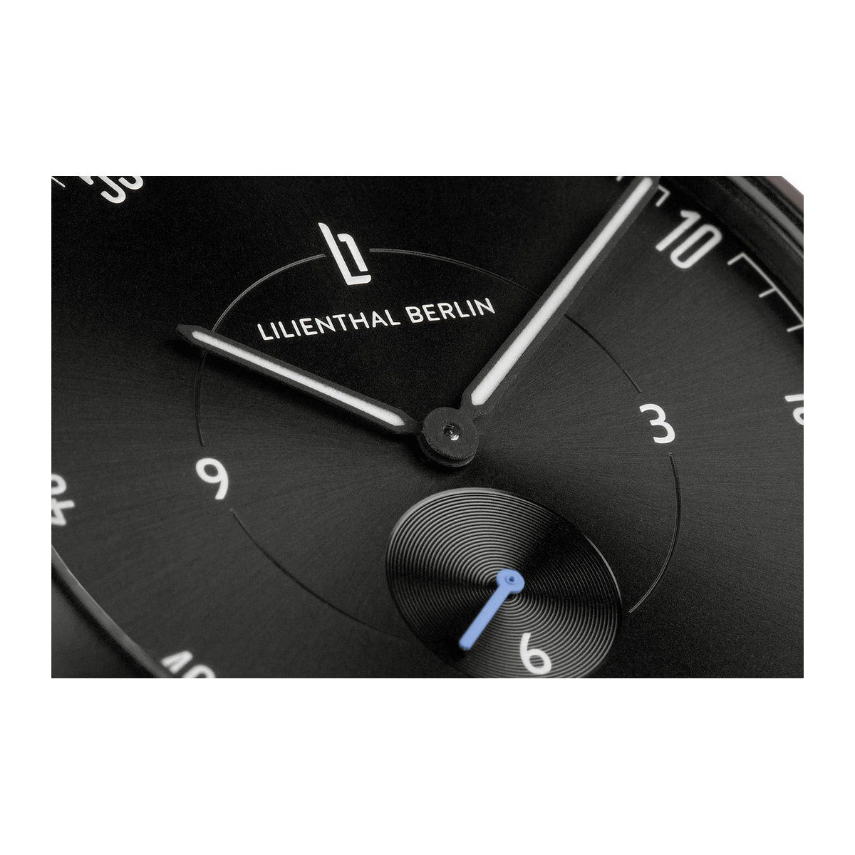 Lilienthal Berlin Kleine Uhr L01-107-B009C mit Sekundenanzeige in Schwarz für Damen und Herren - Bild 2
