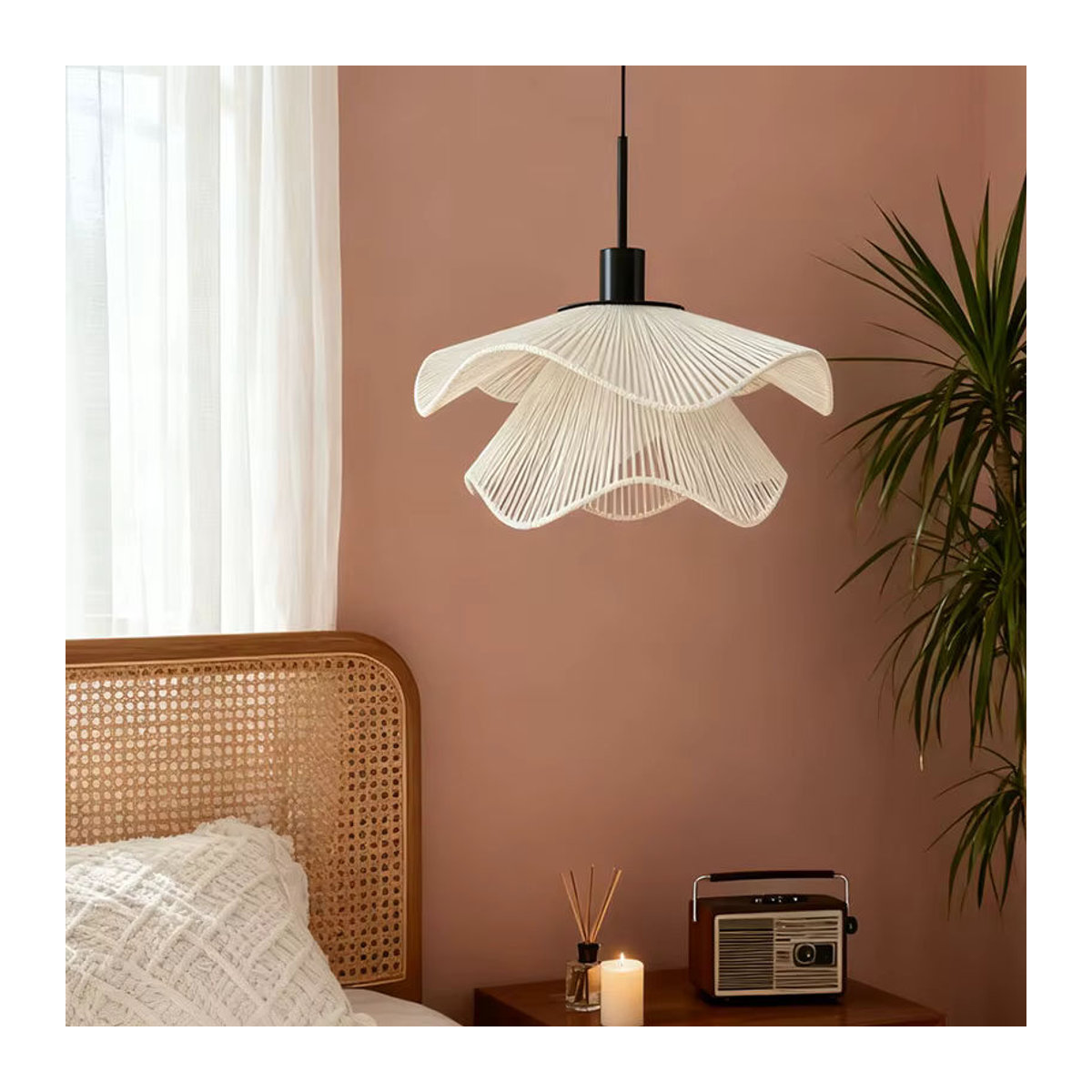 LINCCW Rattan-Blumen-Pendelleuchte in Weiß, LED-Kronleuchter im Bohemian-Stil, höhenverstellbar - Bild 2