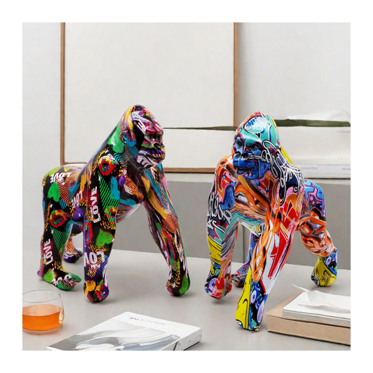 LISM Graffiti Gorilla Statue bunte dekorative Tierfigur in abstrakter Optik für dein Zuhause - Bild 1