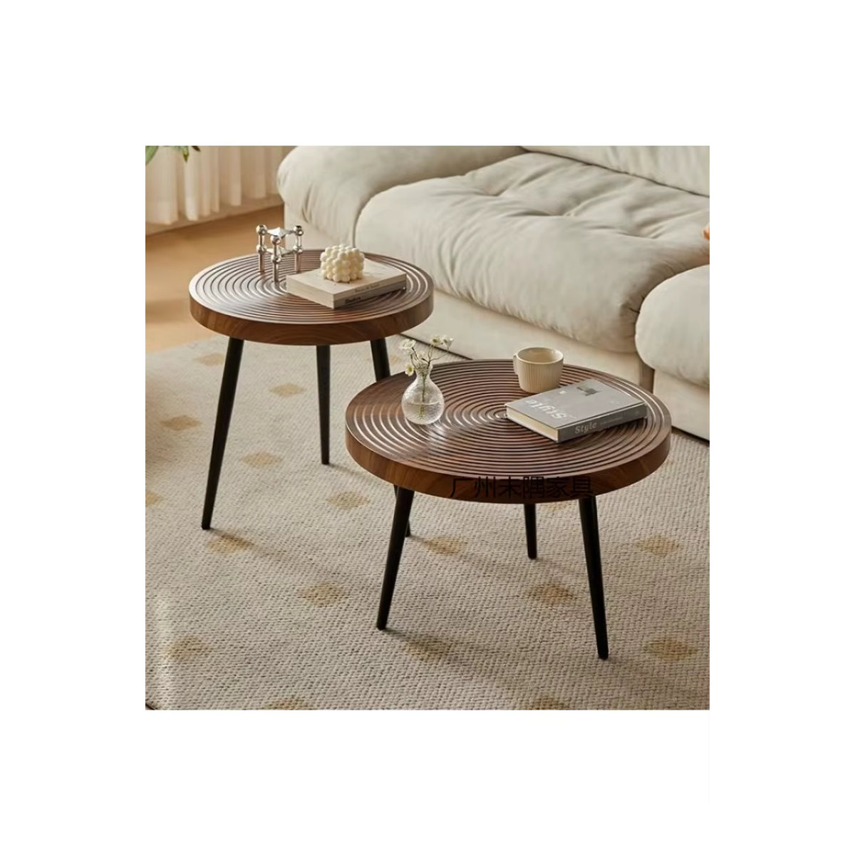 LIUSHADUOLA Couchtisch aus Holz in Nussbaum, runder skandinavischer Beistelltisch im modernen Design - Bild 5