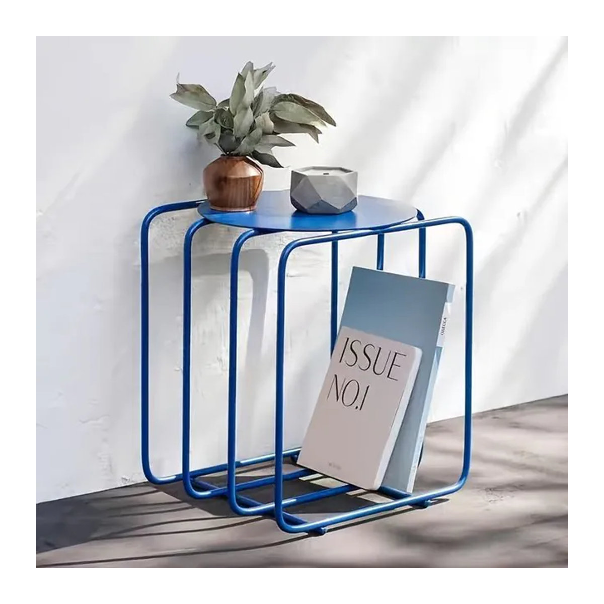 LIUSHADUOLA Windspiel aus Metall in Blau, modernes rundes Design für Wohnzimmer und Nachttisch - Bild 1