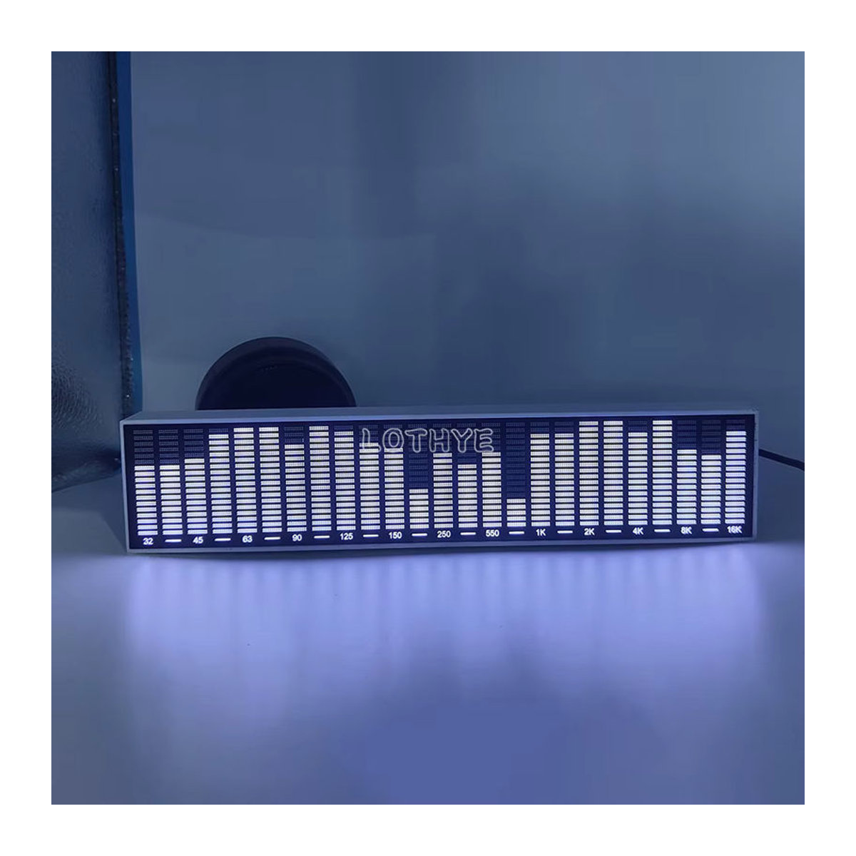 LOTHYE Multi-Modus LED Musik Spektrum Analysator mit Sprachsteuerung und Rhythmus-Pickup, Audio Level VU Meter in Schwarz und Weiß - Bild 2
