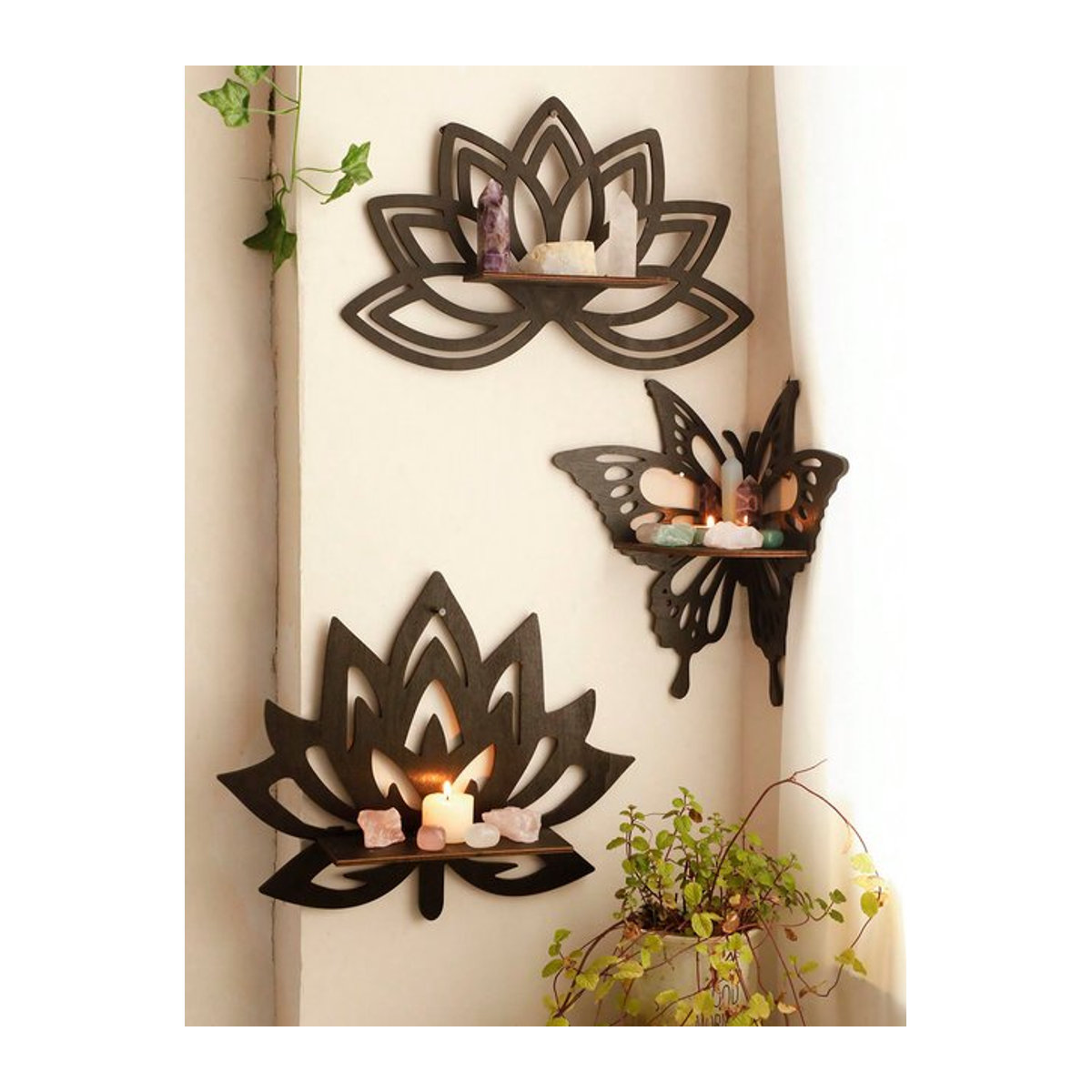 Lotus Wandregal aus Metall in Schwarz für minimalistische Wanddekoration - Bild 1