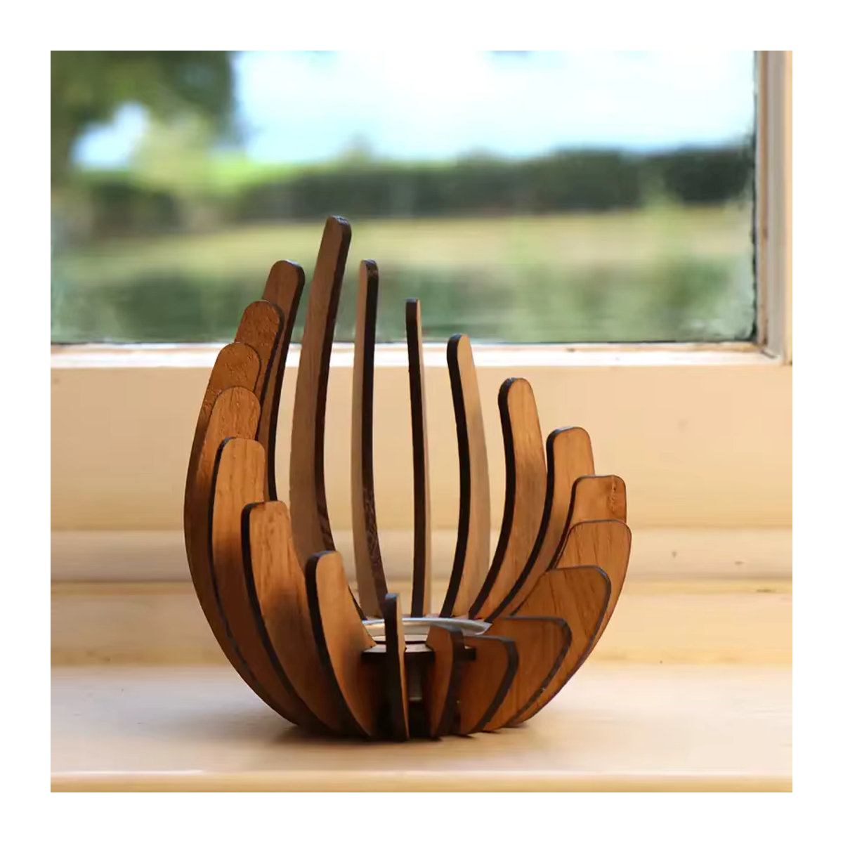 Lotusförmiger Kerzenhalter aus Holz in Braun für Teelichter, DIY-Deko aus Holz - Bild 4